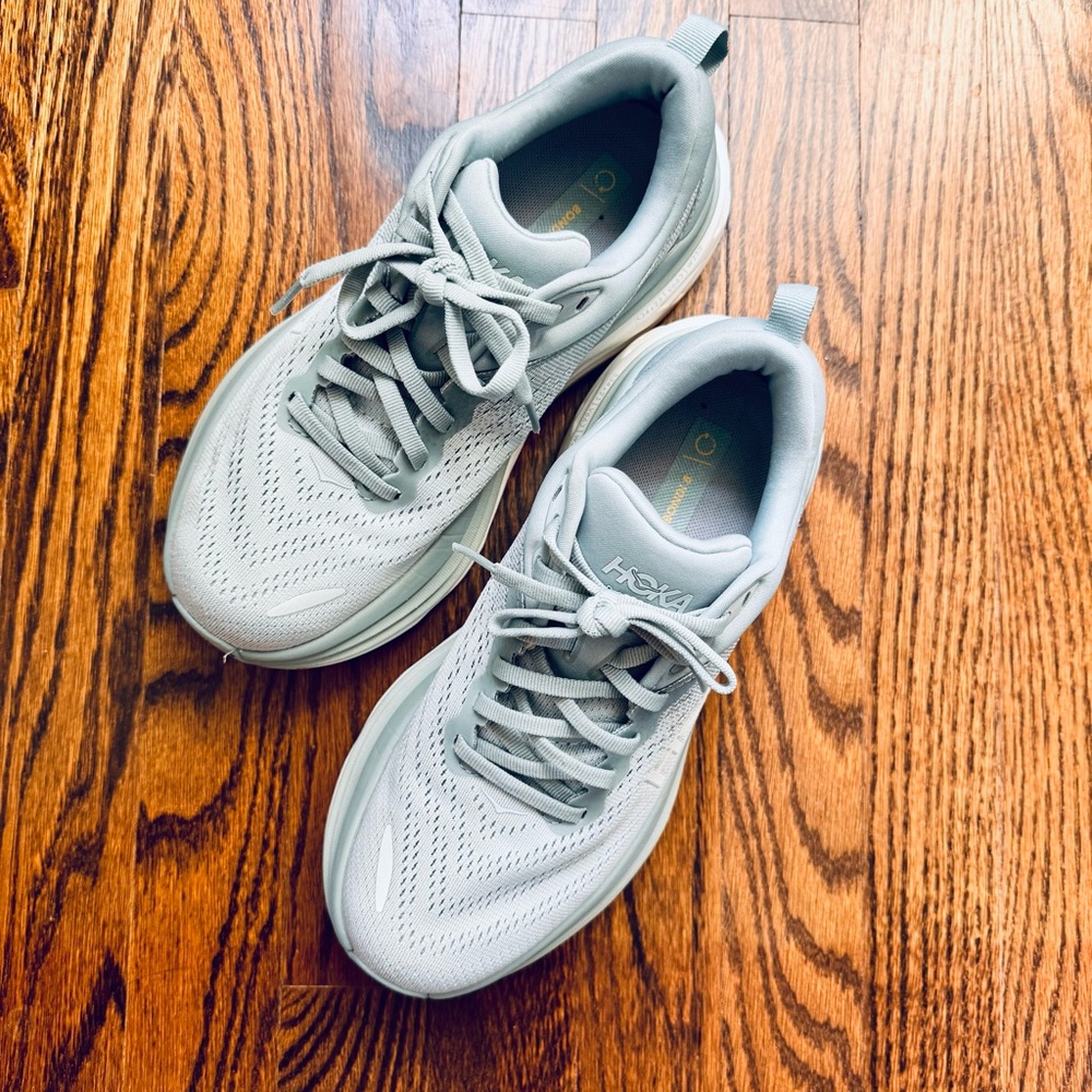 Hoka Women’s Bondi 8 Size US 7B